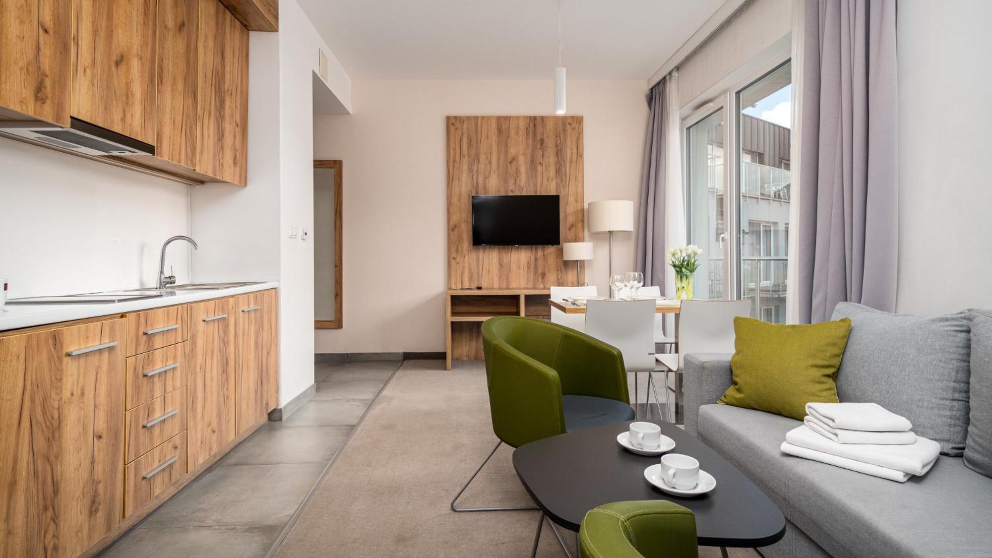 Panorama - Czarna Gora Resort By Sun & Snow Z Basenem I Sniadaniem Heudorf Exterior foto